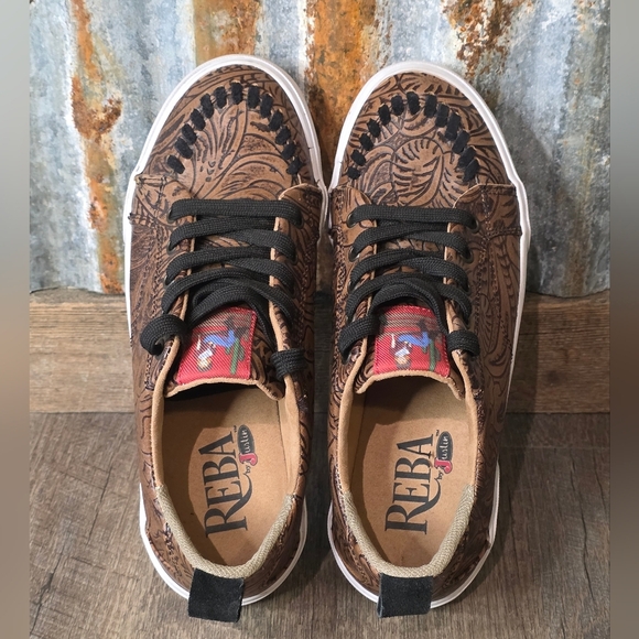 Justin Boots Shoes - Reba by Justin® Exclusive Susie Floral casual sneaker in brown- Size 9m